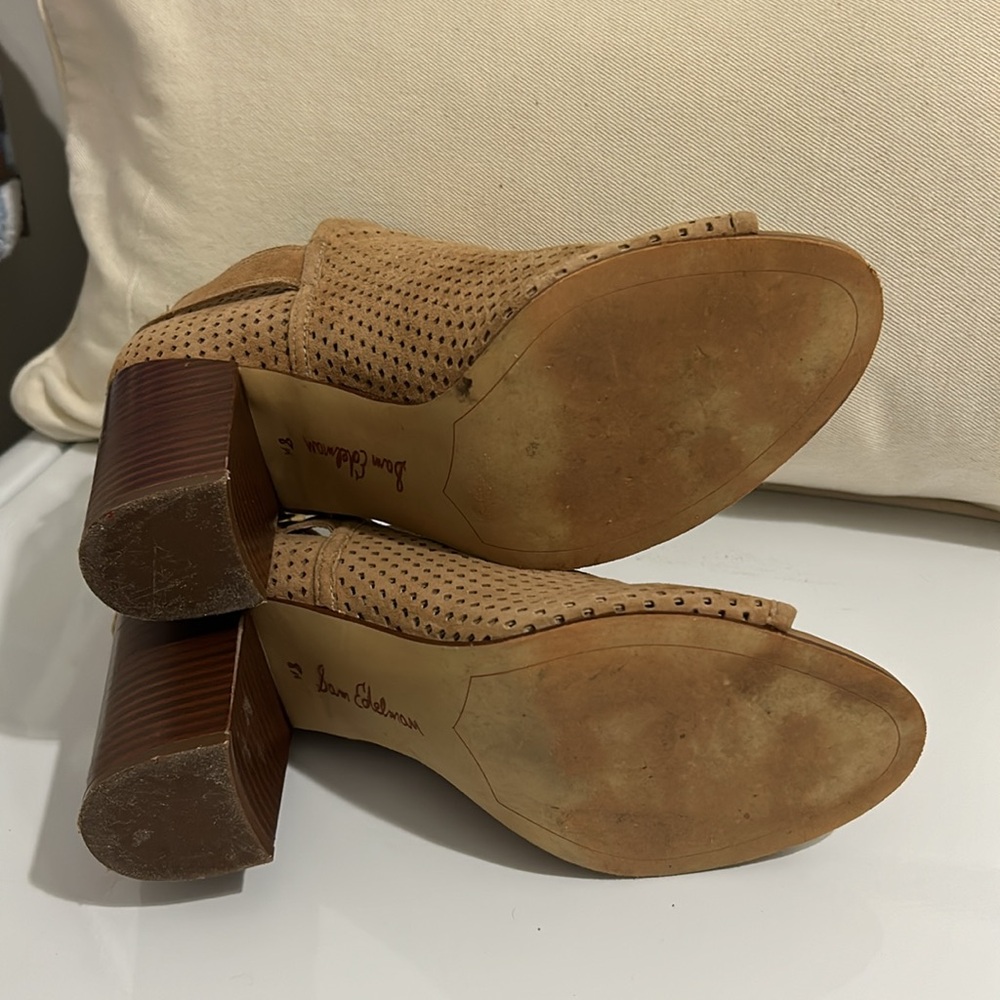 Sam Edelman wedge bootie with buckle size 8.5 GUC - Picture 6 of 7